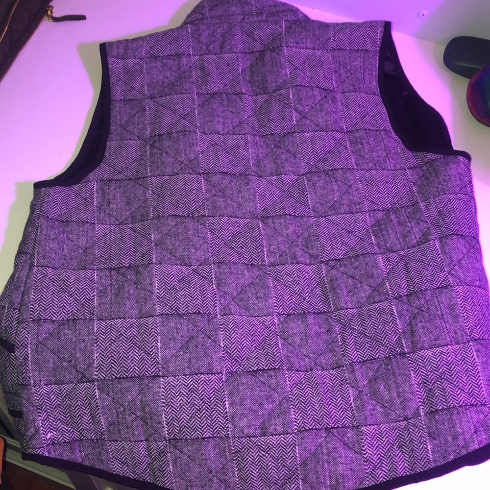 Vest - Picture 3 of 3
